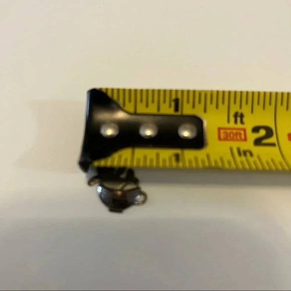 VINTAGE SOLID SILVER TEDDY BEAR IN A TEACUP TEA CUP PENDANT / CHARM *FLAW - Picture 5 of 5